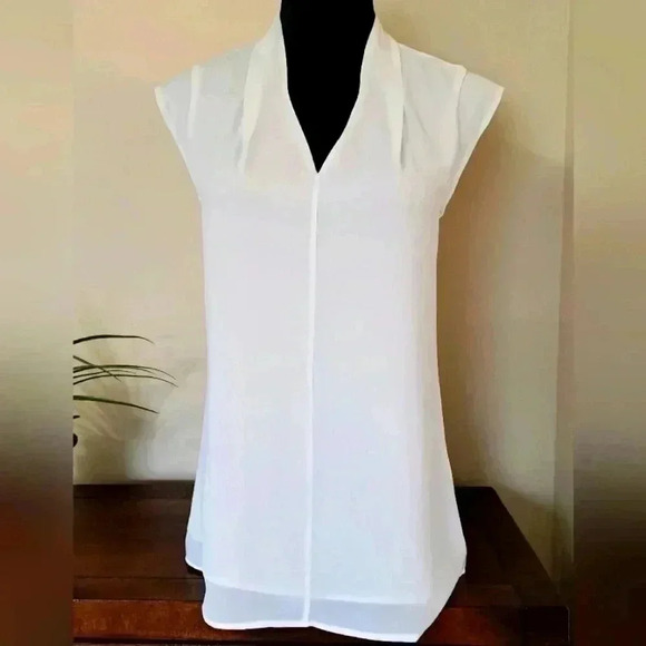 ❤️ NWT Camber & Grace Ivory Sleeveless Blouse - Picture 1 of 11